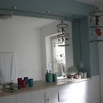 Charlotte Apartment *